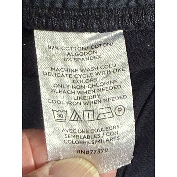 Ann Taylor Women’s Curvy Fit Sz 12 Capri Chino Pants Navy Blue 36x24 - Picture 12 of 12